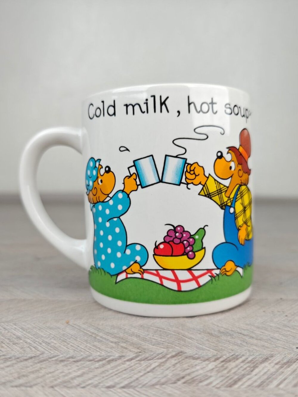 Vintage Berenstain Bears Ceramic Mug 3 1/2" Colorful Picnic Design White 1987 - Picture 3 of 9
